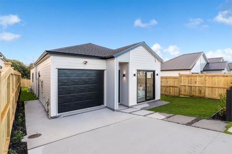 Photo of property in 38 Whakairo Crescent, Gulf Harbour, Whangaparaoa, 0930