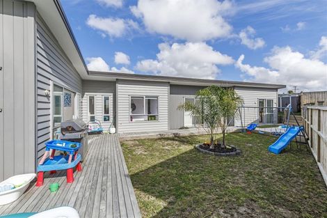 Photo of property in 42 Huarahi Pai Road, Huapai, Kumeu, 0810