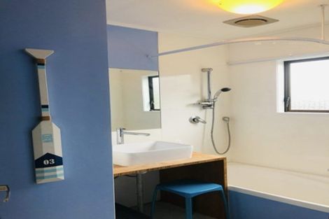 Photo of property in 8 Fortunes Road, Half Moon Bay, Auckland, 2012