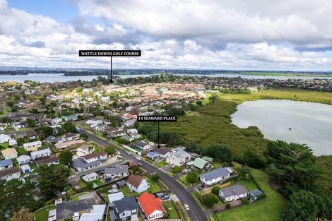 Photo of property in 14 Seaward Place, Wattle Downs, Auckland, 2103