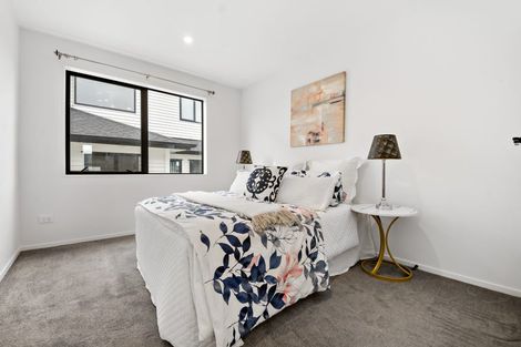Photo of property in 38b Mcwhirters Farm Lane, Massey, Auckland, 0614