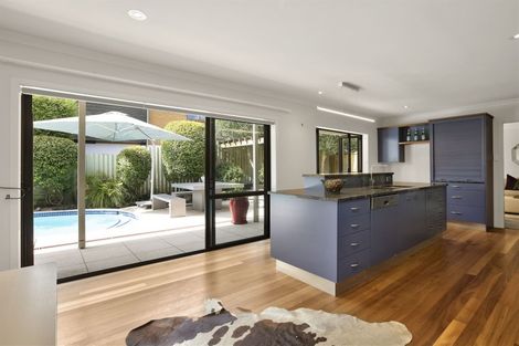 Photo of property in 11 Antilla Place, Half Moon Bay, Auckland, 2012