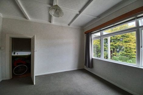 Photo of property in 15 Huia Road, Point Chevalier, Auckland, 1022