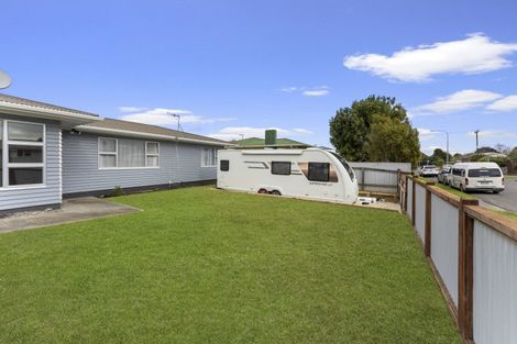 Photo of property in 12 Pembroke Street, Highbury, Palmerston North, 4412