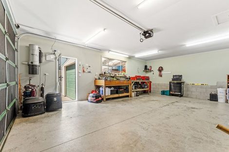 Photo of property in 12 Rishworth Avenue, Stanmore Bay, Whangaparaoa, 0932