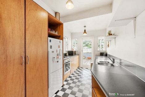 Photo of property in 3 Waikato Street, Island Bay, Wellington, 6023