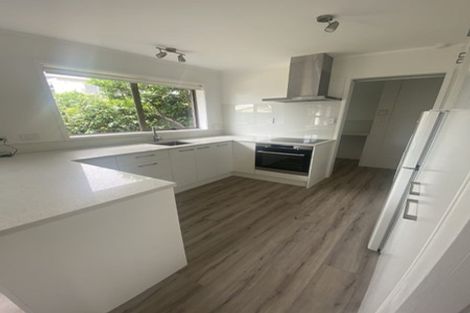 Photo of property in 2/43 Vivian Wilson Drive, Eastern Beach, Auckland, 2012