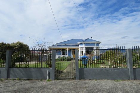 Photo of property in 123 Queen Street, Westport, 7825