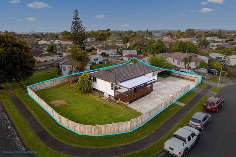 Photo of property in 16 Neems Place, Manurewa, Auckland, 2102