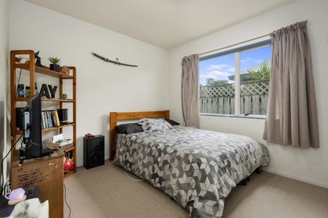 Photo of property in 90 Evans Road, Papamoa Beach, Papamoa, 3118