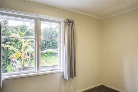 Photo of property in 3 Longburn Road, Henderson, Auckland, 0610