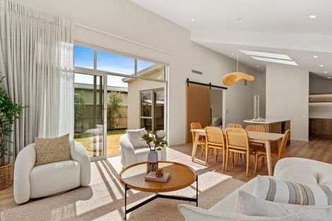 Photo of property in 13 Finstock Way, Rolleston, 7614