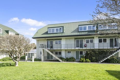 Photo of property in 4/21 Britannia Street, Petone, Lower Hutt, 5012