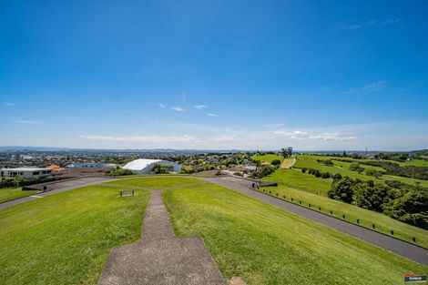 Photo of property in 7 Spruce Place, Totara Heights, Auckland, 2105