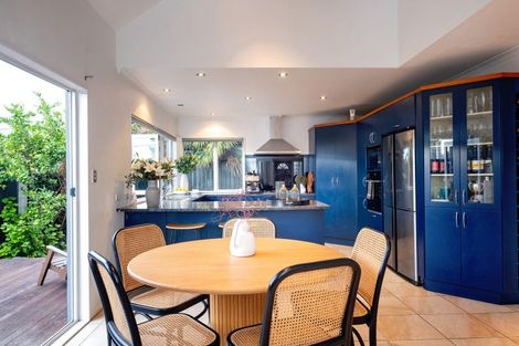 Photo of property in 9a Avenue Road, Greenmeadows, Napier, 4112