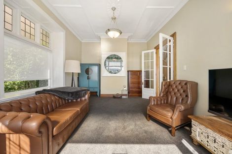 Photo of property in 210 Oriental Parade, Oriental Bay, Wellington, 6011