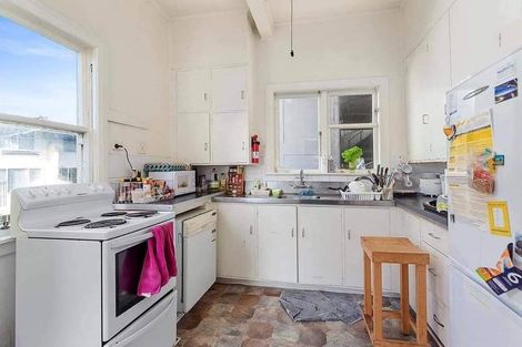 Photo of property in 209 The Terrace, Wellington Central, Wellington, 6011