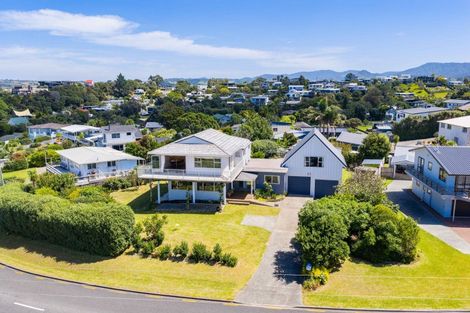 Photo of property in 11 Wintle Street, Mangawhai Heads, Mangawhai, 0505