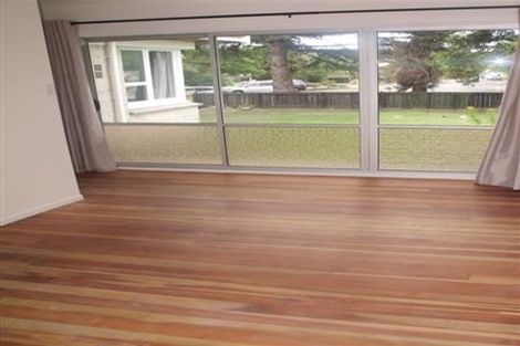 Photo of property in 16 Mangarau Crescent, Havelock North, 4130