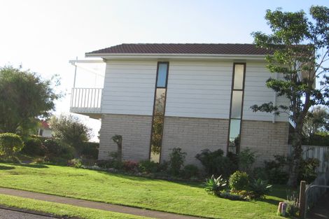 Photo of property in 35 Sorrel Crescent, Bucklands Beach, Auckland, 2012