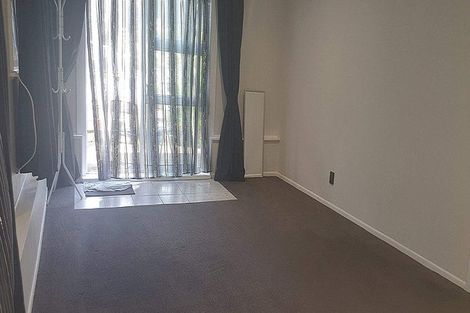 Photo of property in 39 Korau Grove, Stokes Valley, Lower Hutt, 5019