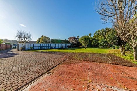 Photo of property in 13 Tarahanga Street, Northcote, Auckland, 0627