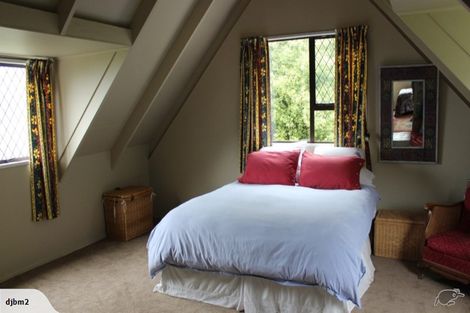 Photo of property in 11 Evergreen Place, Sunshine Bay, Queenstown, 9300