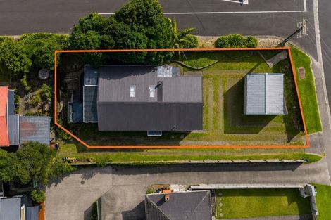 Photo of property in 150 Rangatira Road, Beach Haven, Auckland, 0626