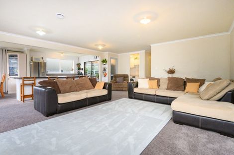 Photo of property in 8 Craven Court, Ashhurst, 4810