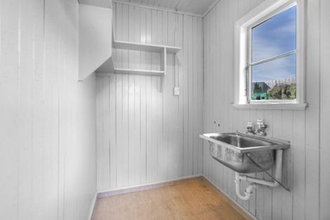 Photo of property in 14 Doyle Street, Bluff, 9814