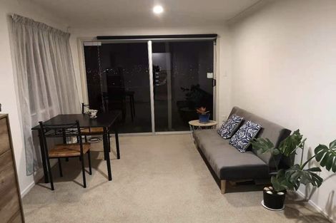 Photo of property in 281 Sturges Road, Henderson Valley, Auckland, 0612