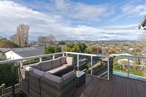 Photo of property in 55 Mellons Bay Road, Mellons Bay, Auckland, 2014