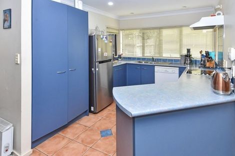 Photo of property in 5 Samara Place, Clendon Park, Auckland, 2103