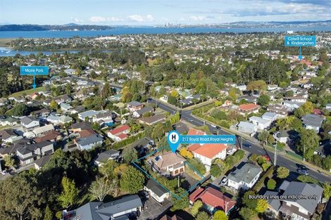 Photo of property in 212 Royal Road, Massey, Auckland, 0614