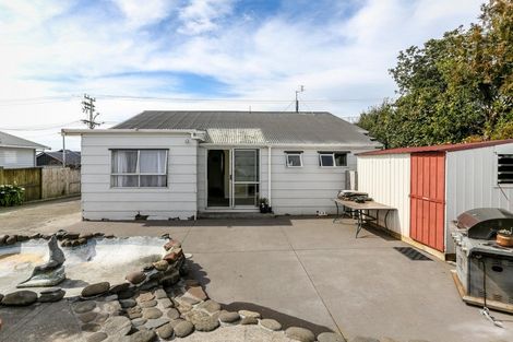 Photo of property in 62 Fitzroy Road, Fitzroy, New Plymouth, 4312