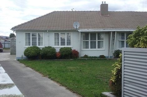 Photo of property in 26-27 Esk Street, Roslyn, Palmerston North, 4414
