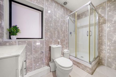 Photo of property in 36 Eugenia Rise, Totara Heights, Auckland, 2105