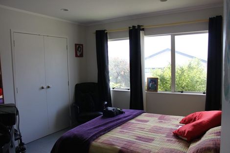 Photo of property in 25a Brightside Road, Stanmore Bay, Whangaparaoa, 0932