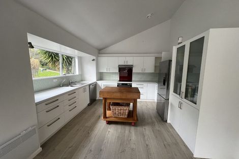 Photo of property in 1/6 Brown Street, Manly, Whangaparaoa, 0930