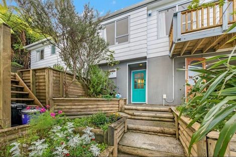 Photo of property in 2/259 Major Drive, Kelson, Lower Hutt, 5010