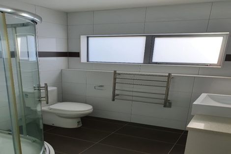 Photo of property in 65 Kirikiri Drive, Papakura, 2110