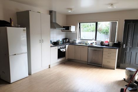 Photo of property in 77 Carrington Avenue, Silverdale, Hamilton, 3216