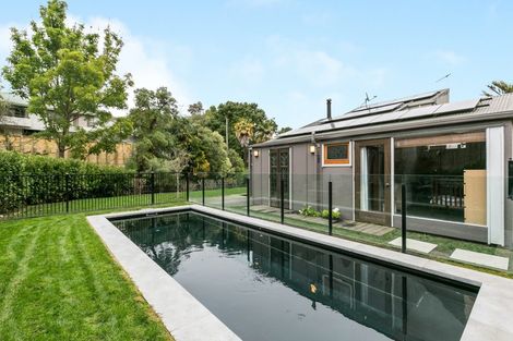 Photo of property in 55c Palmerston Road, Havelock North, 4130