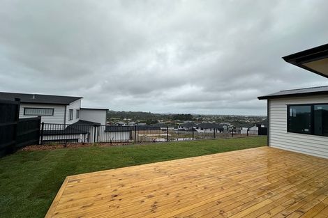 Photo of property in 15 Kate Duncan Drive, Swanson, 0614