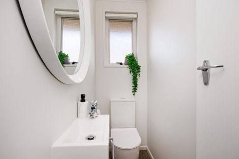 Photo of property in 270 Ruahine Street, Terrace End, Palmerston North, 4410