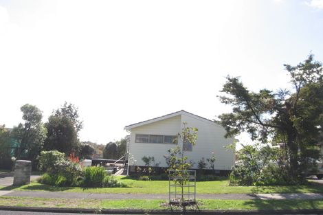 Photo of property in 64 Beechdale Crescent, Pakuranga Heights, Auckland, 2010