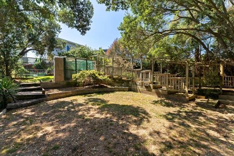 Photo of property in 1317 Whangaparaoa Road, Army Bay, Whangaparaoa, 0930