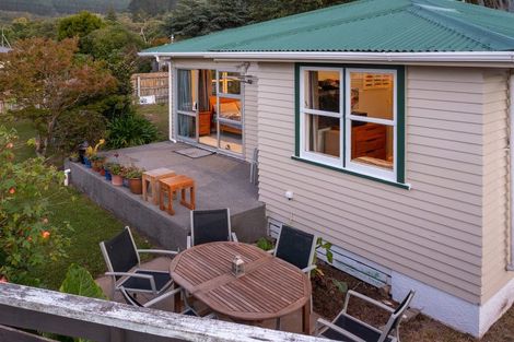 Photo of property in 4 Brazier Grove, Paraparaumu, 5032