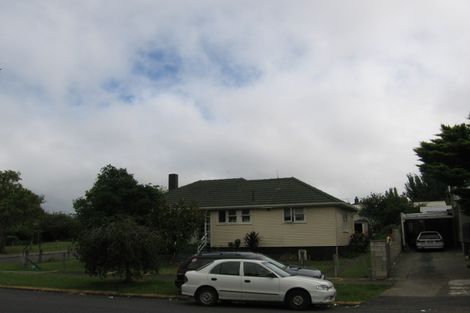Photo of property in 32 Eastview Road, Glen Innes, Auckland, 1072