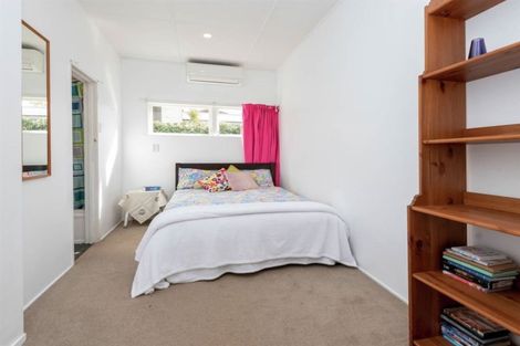 Photo of property in 12a Pegler Drive, Howick, Auckland, 2014